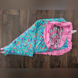 Posh Peanut Dancing Dolphins Luxe Patoo